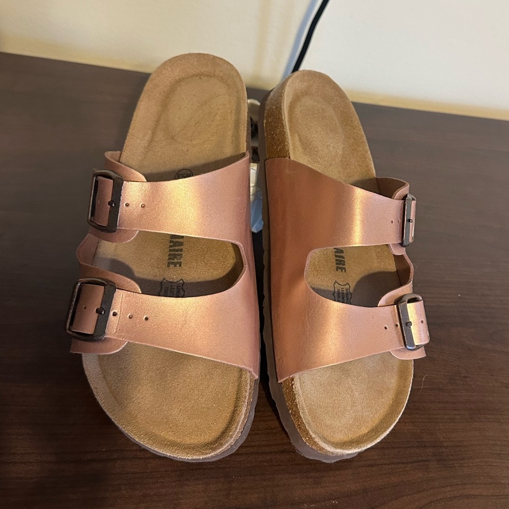 Cushionaire Lane Cork Sandals